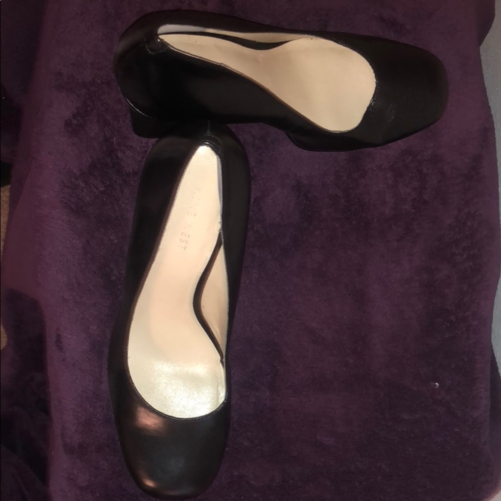 Sexy black 4 in pump w 1 in toe